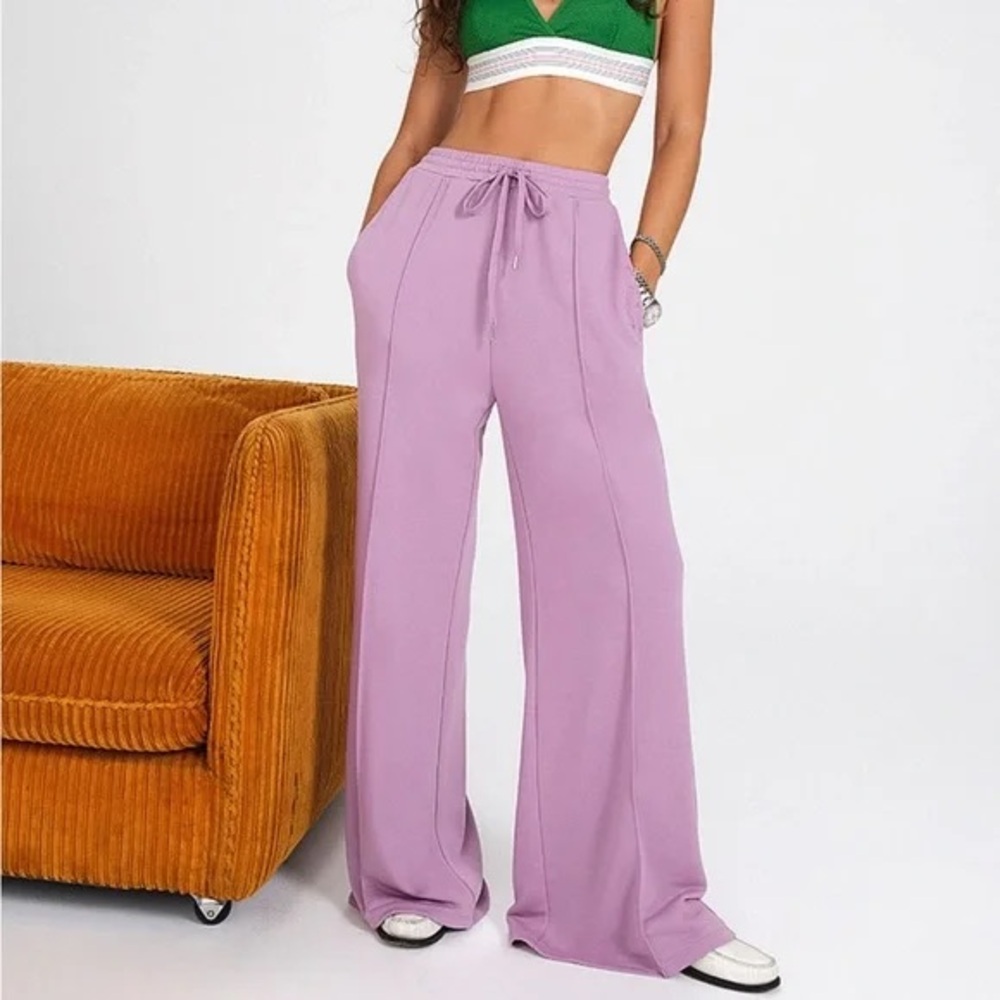 For Love & Lemons Morgan Wide Leg Sweatpants in Lilac